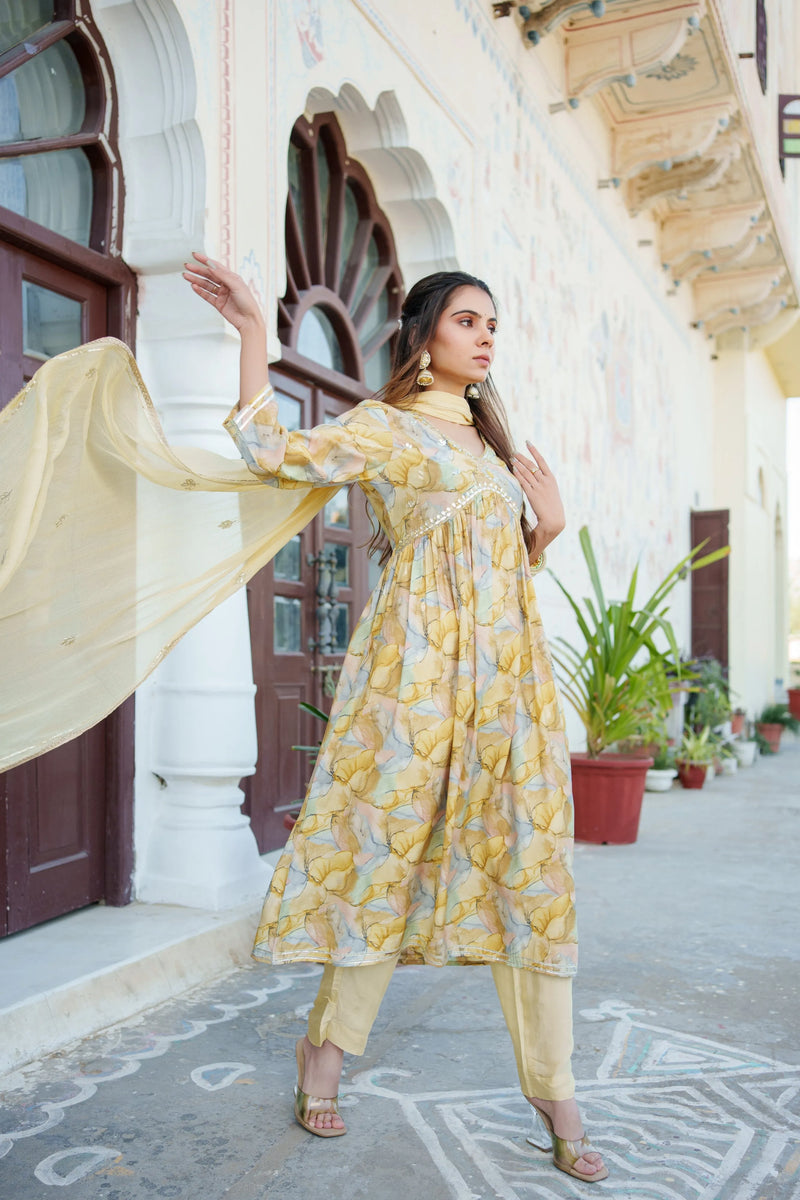 Women  Yellow Muslin kurta with  handwork embroidery, solid bottom & Dupatta Set (Set of 5 Pc)