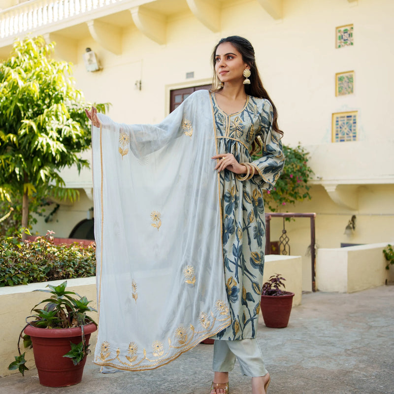 Womens Muslin Kurta With Gota Lace Embroidery Solid Bottom & Dupatta Set  (Set of 5 Pc)