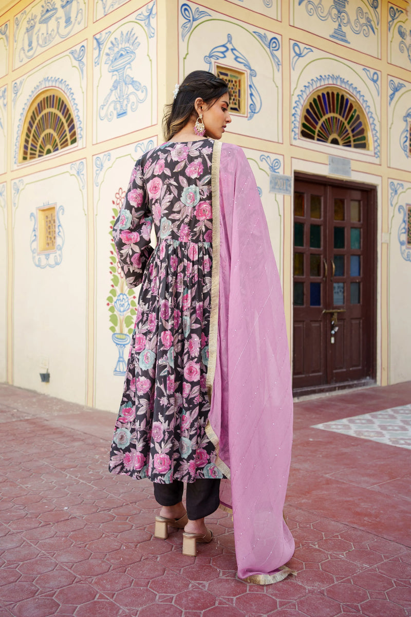 Women Muslin Kurta With Bead Work Embroidery Solid Bottom & Dupatta Set (Set of 5 Pc)
