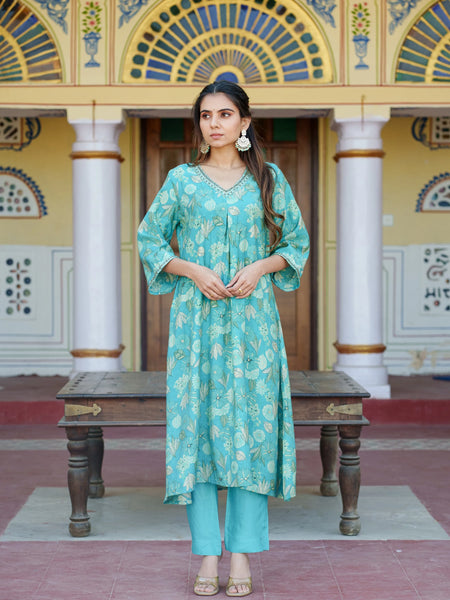 Women Muslin Pleated Kurta With Bead Work Neckline & Solid Bottom Set (Set of 5 Pc)
