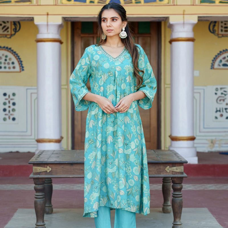 Women Muslin Pleated Kurta With Bead Work Neckline & Solid Bottom Set (Set of 5 Pc)