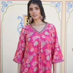 Women Muslin Pleated Kurta With Bead Work Neckline & Solid Bottom Set (Set of 5 Pc)