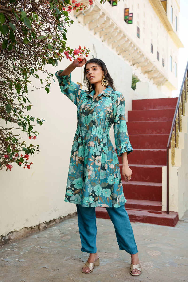 Women Teal Blue Muslin Tucks kurta with sequence Shirt Collar & Solid Bottom (Set of 5 Pc)