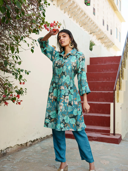 Women Teal Blue Muslin Tucks kurta with sequence Shirt Collar & Solid Bottom (Set of 5 Pc)
