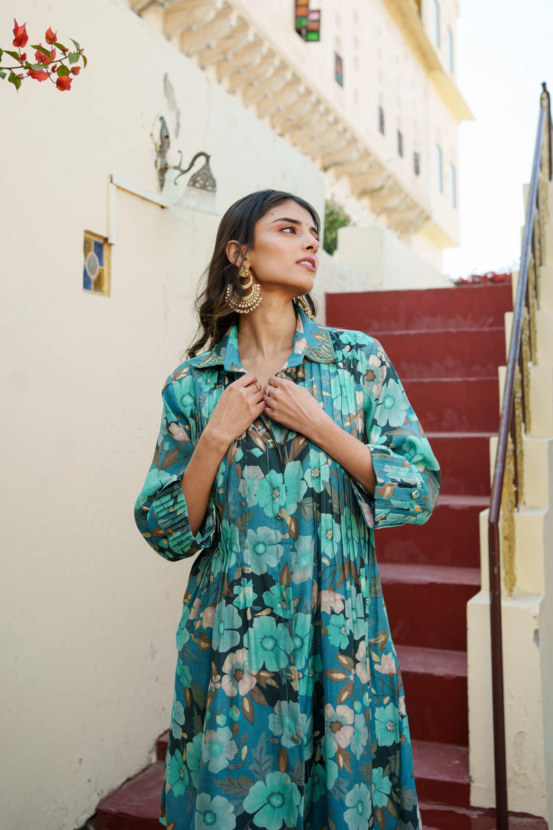 Women Teal Blue Muslin Tucks kurta with sequence Shirt Collar & Solid Bottom (Set of 5 Pc)