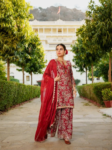 Women Floral Embroidered Kurta & Sequin Chiffon Sharara Dupatta Set (Set of 5 Pc)