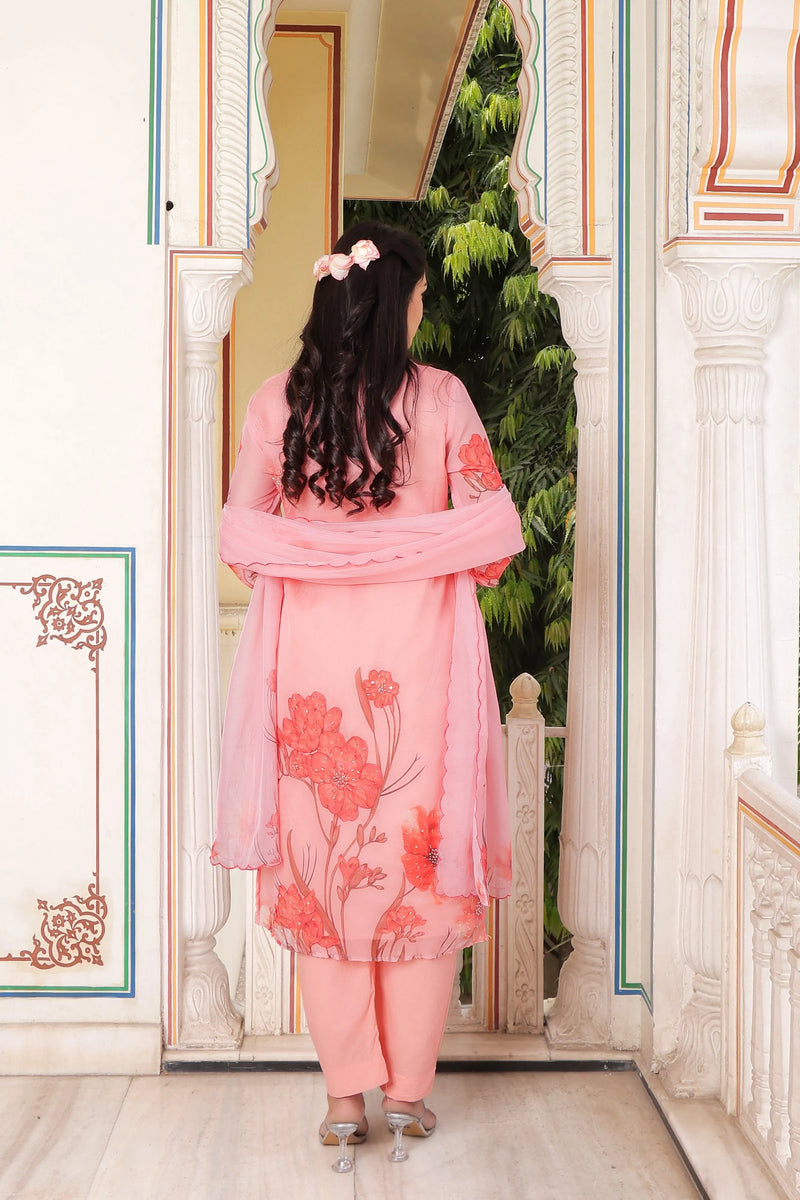 Pink Placement print Collar neck Straight suit set with solid bottom & printed organza cut work dupatta set (Set of 5 Pc)