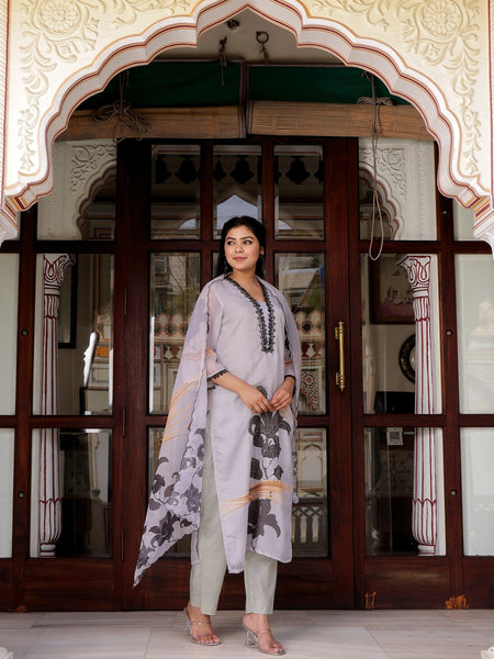 Grey Placement Print V-Neck Laced Suit Set with Organza Dupatta (Set of 5 Pc)