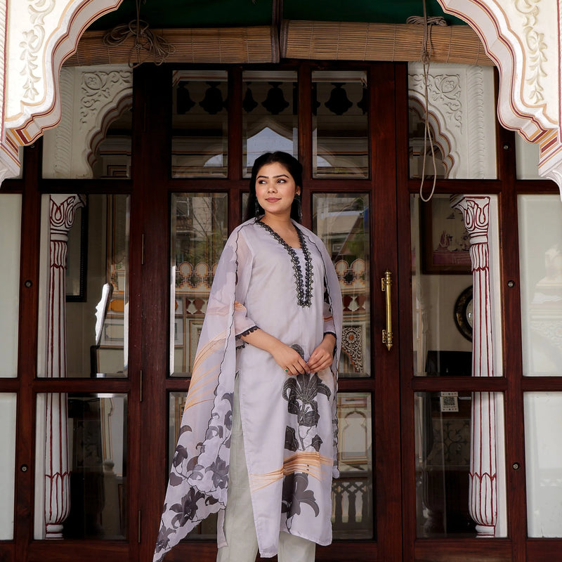 Grey Placement Print V-Neck Laced Suit Set with Organza Dupatta (Set of 5 Pc)