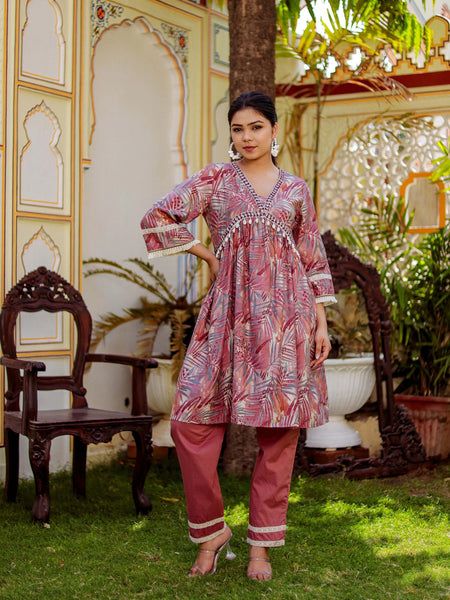 Alia Cut Co-ord Set With Embroidered Lace Border & Solid Bottom (Set of 5 Pc)