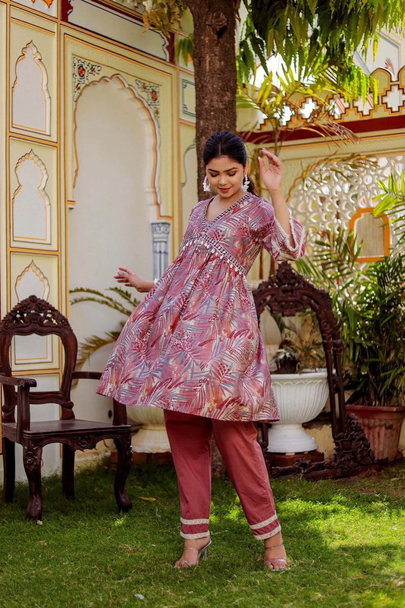 Alia Cut Co-ord Set With Embroidered Lace Border & Solid Bottom (Set of 5 Pc)