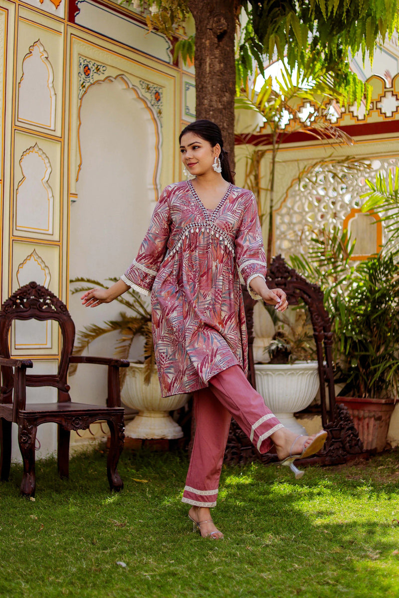 Alia Cut Co-ord Set With Embroidered Lace Border & Solid Bottom (Set of 5 Pc)