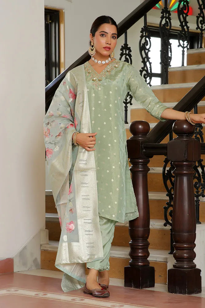 Women Tissue Brocade Embroidered Kurta with Scalloped pant & Dupatta (Set of 5 Pc)