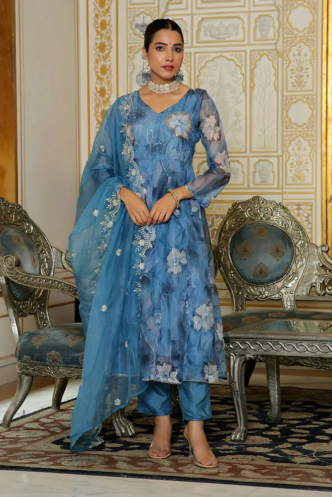 Women Embroidered Anarkali Kurta with solid pant & Dupatta (Set of 5 Pc)