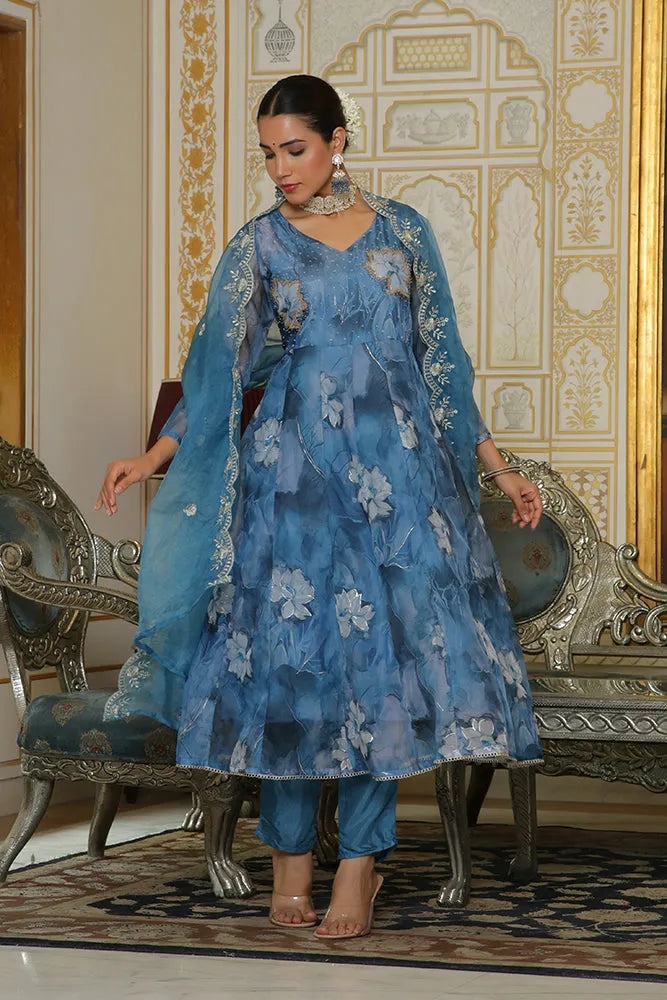 Women Embroidered Anarkali Kurta with solid pant & Dupatta (Set of 5 Pc)
