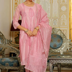 Women Pink Chanderi Block printed Embroidered kurta set with solid pants & dupatta (Set of 5 Pc)