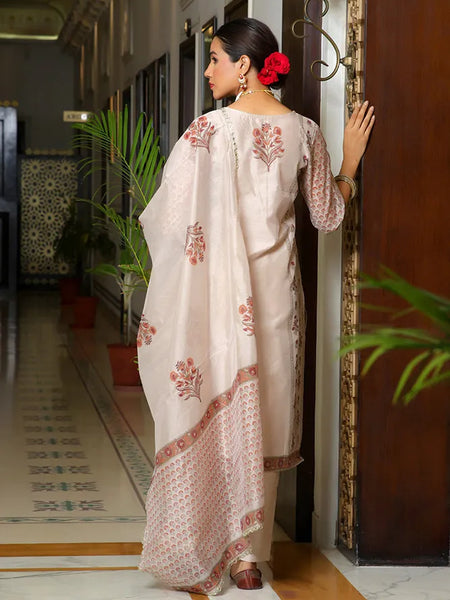 Women Grey Chanderi Block printed Embroidered kurta set with solid pants & dupatta (Set of 5 Pc)