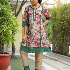 Women embroidered printed  kurta set with laced solid pants (Set of 5 Pc)