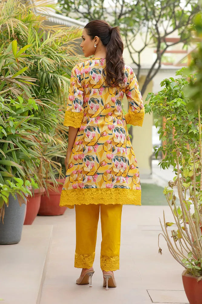 Women embroidered printed  kurta set with laced solid pants (Set of 5 Pc)