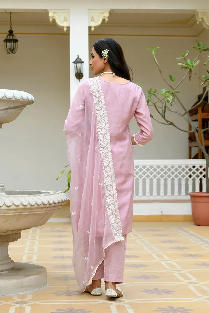 Women linen embroidered solid kurta set with solid pants & chiffon embroidered dupatta (Set of 5 Pc)