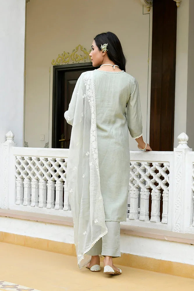 Women linen embroidered solid kurta set with solid pants & chiffon embroidered dupatta (Set of 5 Pc)