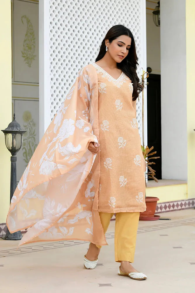 Women kota doria embroidered solid kurta set with solid pants & printed dupatta (Set of 5 Pc)