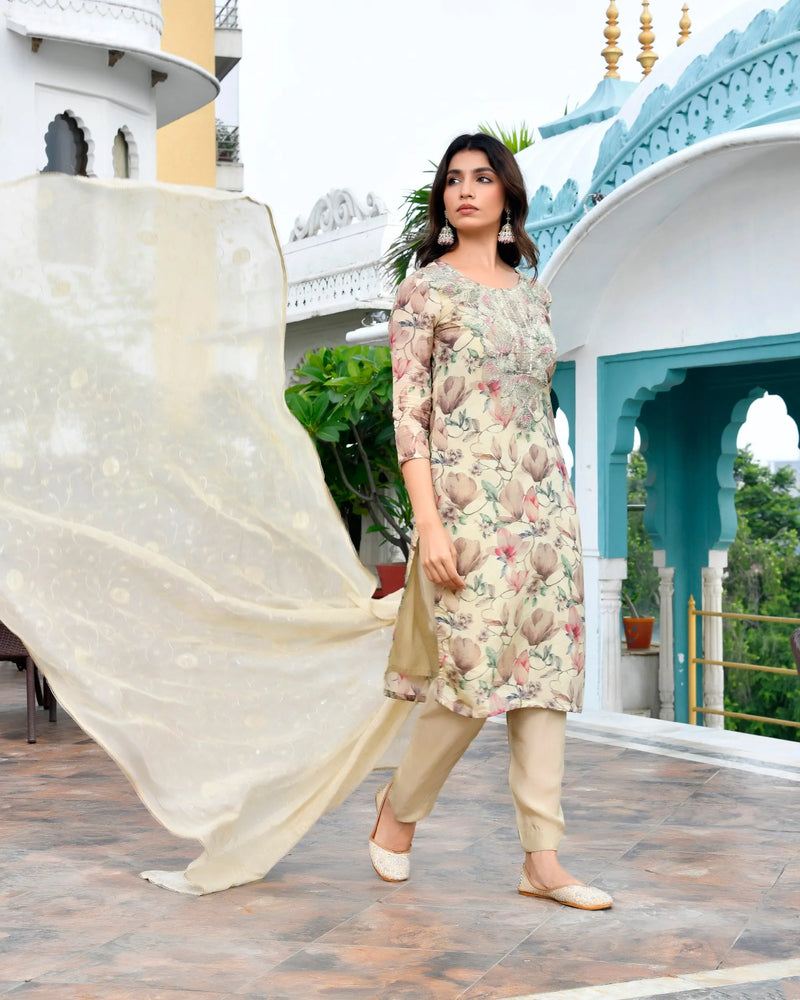 Women Tissue Embroidered Suit Set with Solid Pant and Embroidered Dupatta (Set of 5 Pc)