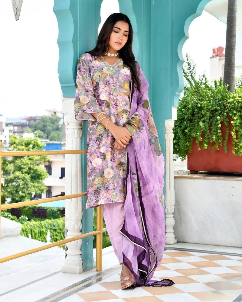 Women’s Tissue Gota Embroidered Suit Set with Solid Pants & Embroidered Dupatta (Set of 5 Pc)