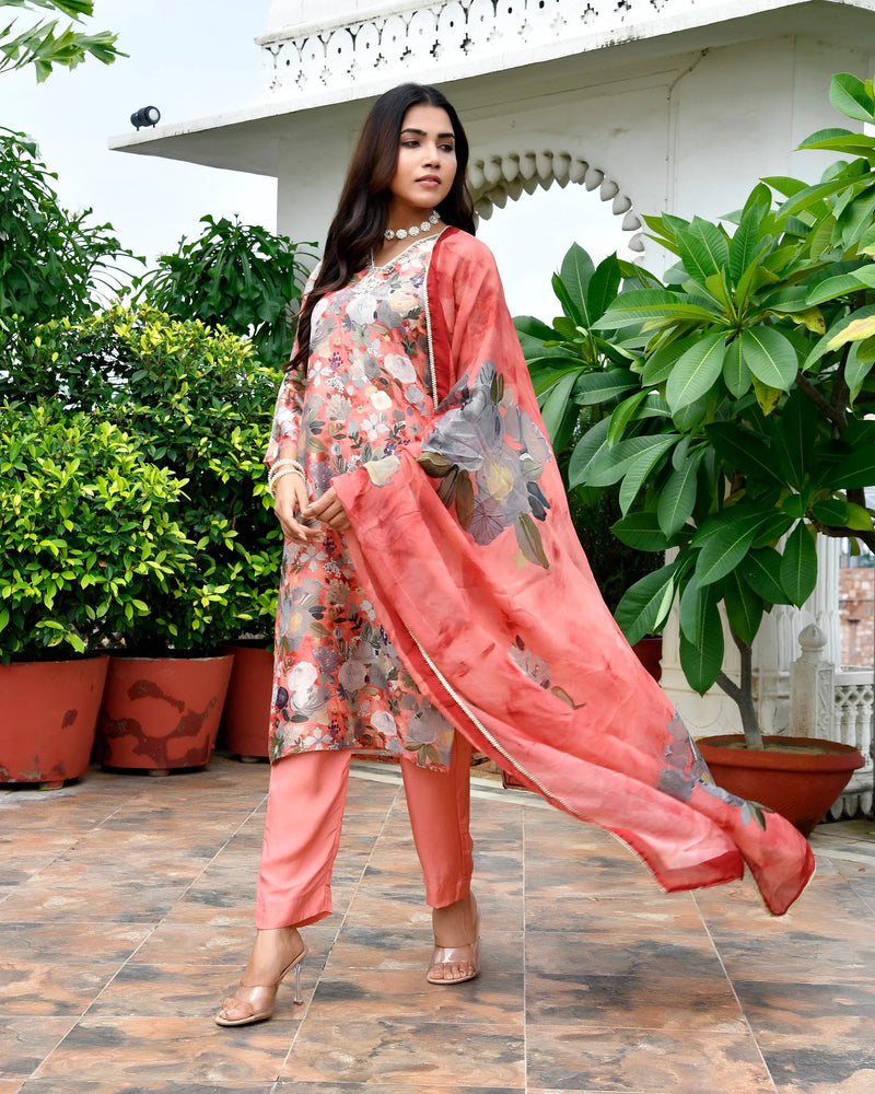 Women’s Tissue Gota Embroidered Suit Set with Solid Pants & Embroidered Dupatta (Set of 5 Pc)