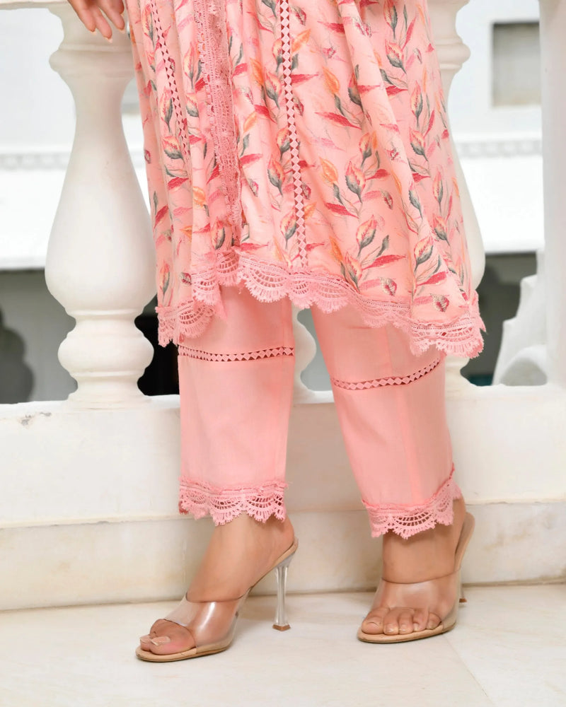 Women Cotton Kurta Pant Set With Solid Laced Pant (Set of 5 Pc)