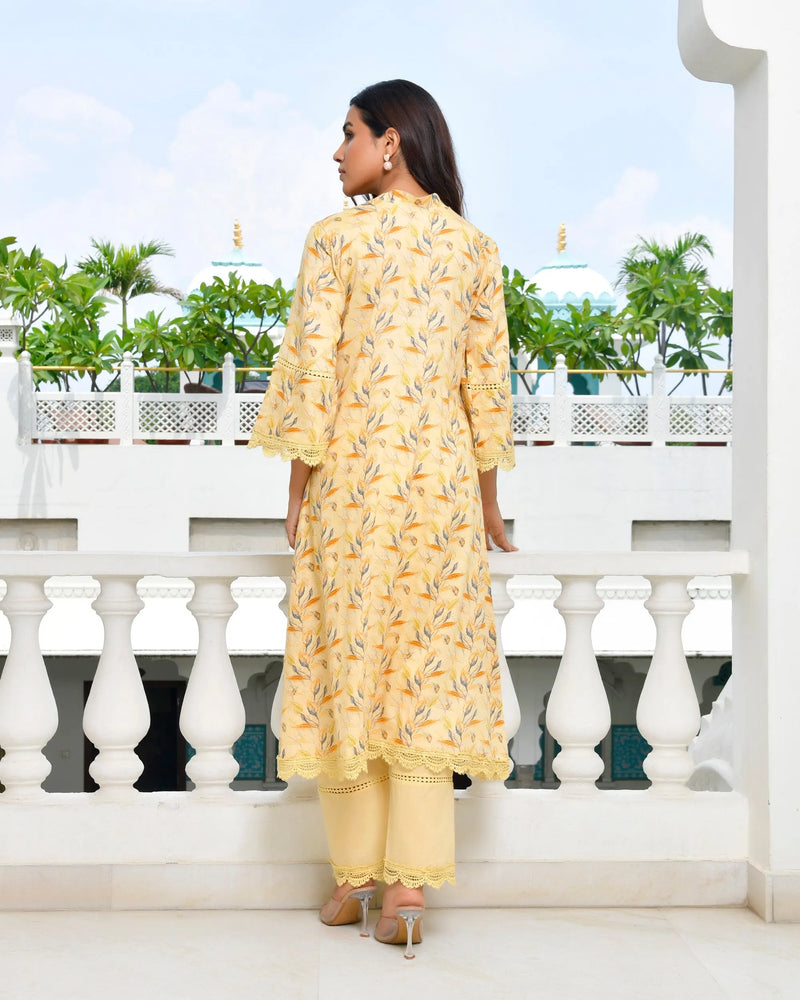 Women Cotton Kurta Pant Set With Solid Laced Pant (Set of 5 Pc)