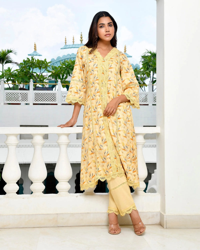 Women Cotton Kurta Pant Set With Solid Laced Pant (Set of 5 Pc)
