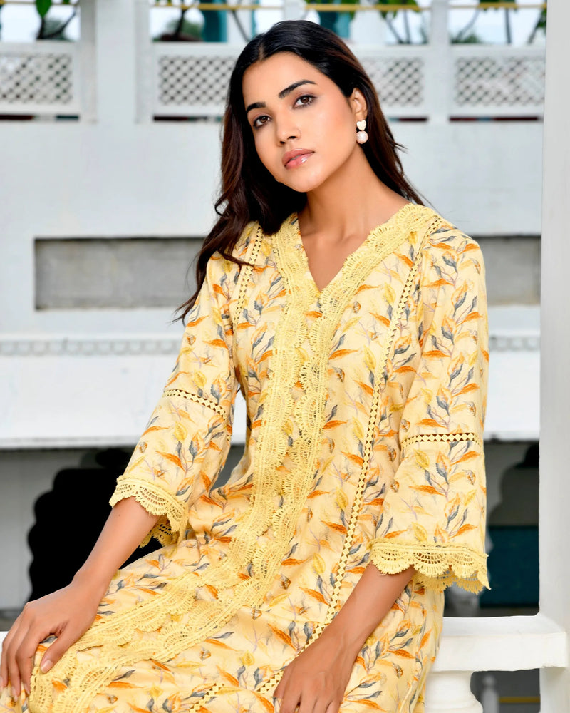 Women Cotton Kurta Pant Set With Solid Laced Pant (Set of 5 Pc)