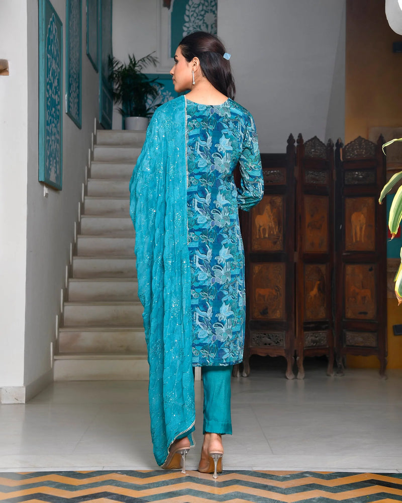 Women Crepe Embroidered Suit Set (Set of 5 Pc)