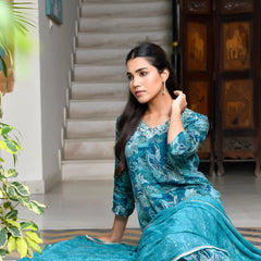Women Crepe Embroidered Suit Set (Set of 5 Pc)