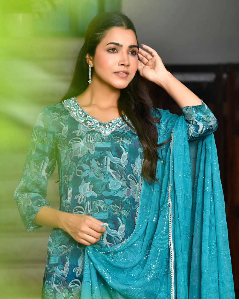 Women Crepe Embroidered Suit Set (Set of 5 Pc)