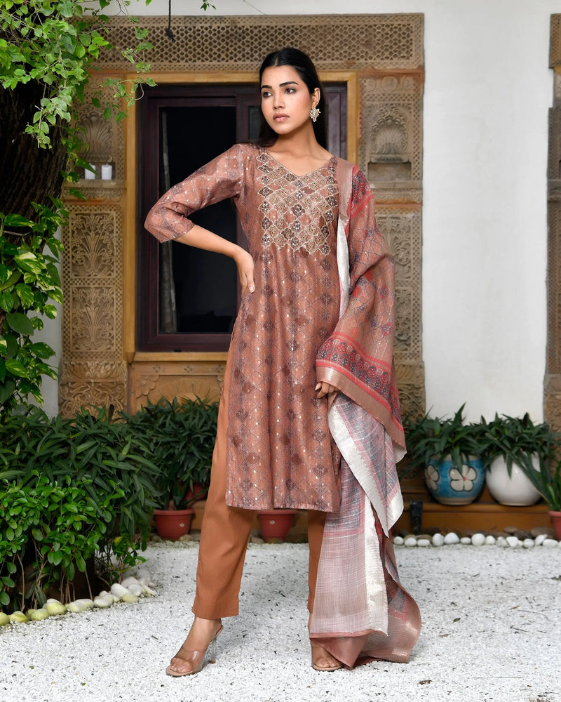 Women Chanderi Printed Suit Set With Pant And Printed Dupatta (Set of 5 Pc)