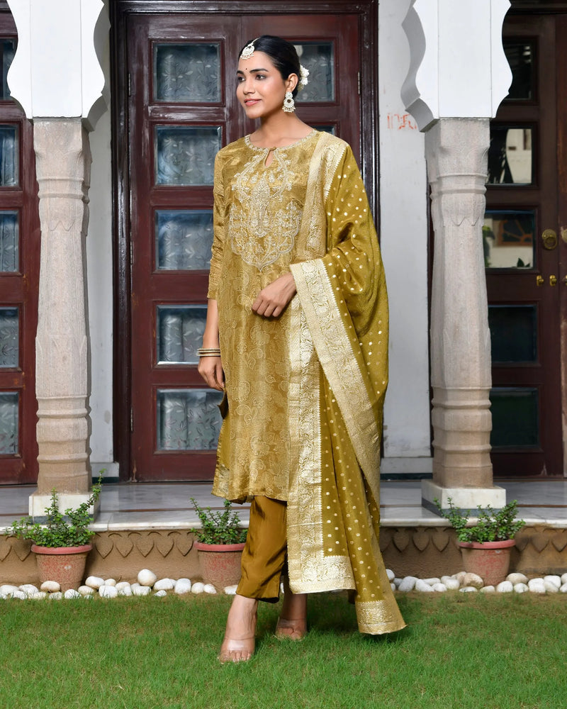 Women’s Digital Printed Tissue Suit Set with Solid Pants & Brocade Dupatta (Set of 5 Pc)