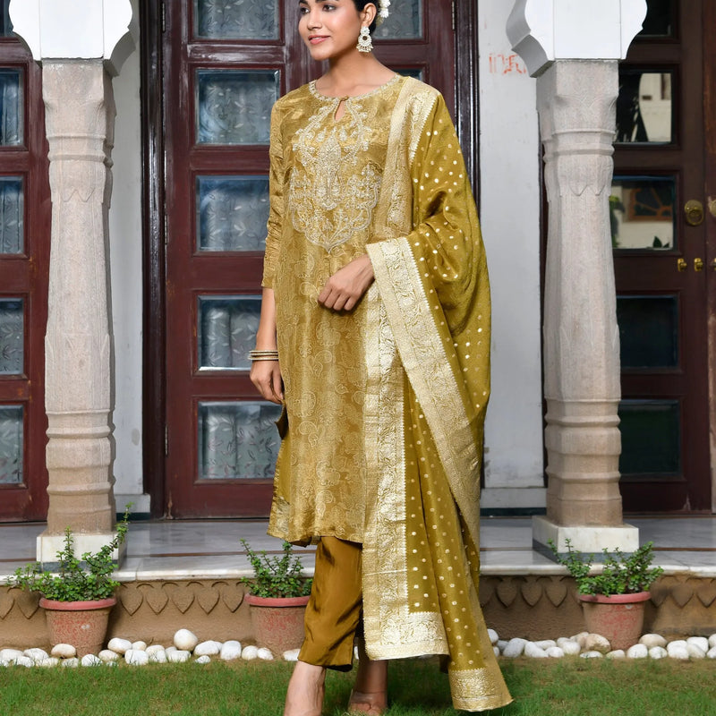 Women’s Digital Printed Tissue Suit Set with Solid Pants & Brocade Dupatta (Set of 5 Pc)