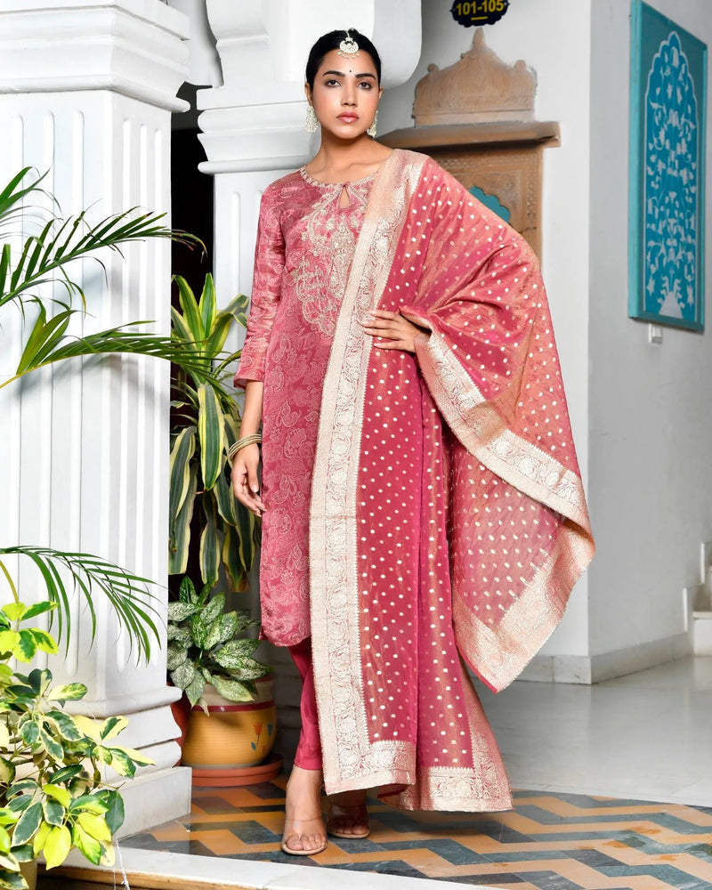 Women’s Digital Printed Tissue Suit Set with Solid Pants & Brocade Dupatta (Set of 5 Pc)