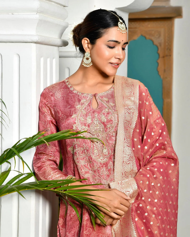 Women’s Digital Printed Tissue Suit Set with Solid Pants & Brocade Dupatta (Set of 5 Pc)