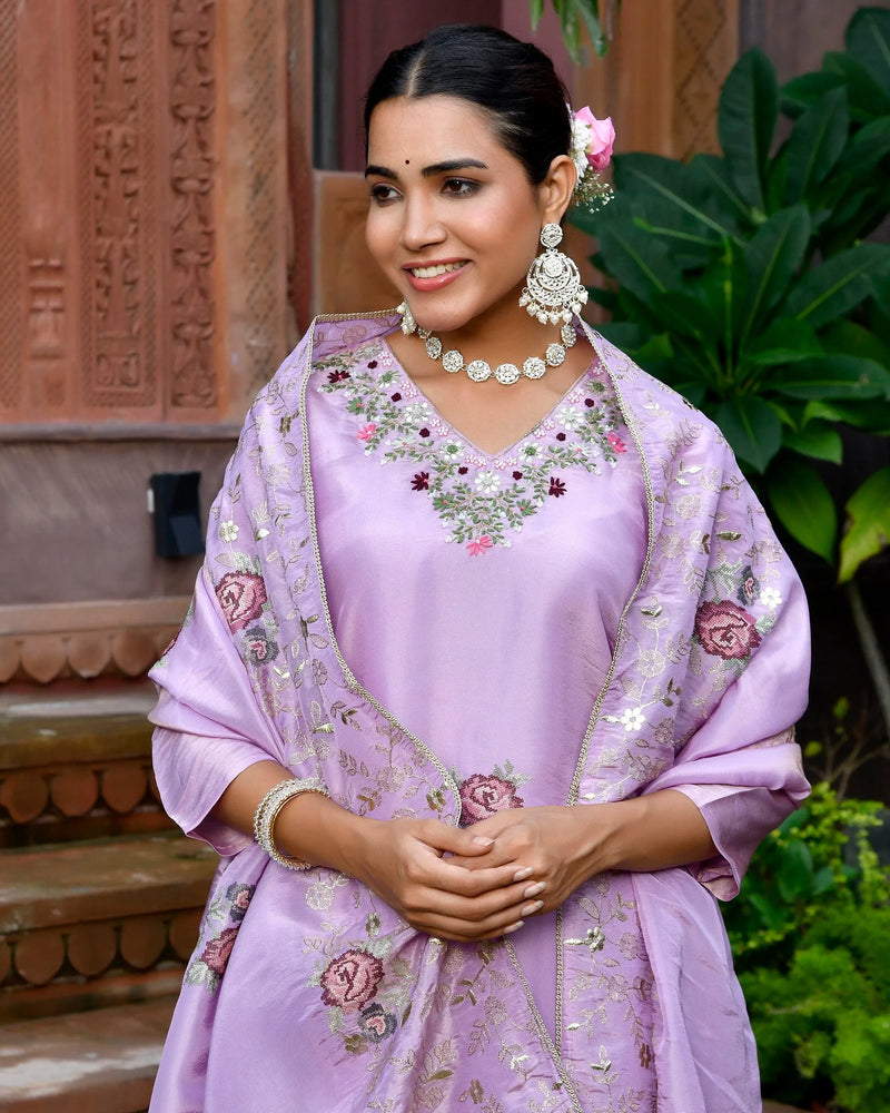 Women Tissue Silk emboidered suit set with solid pant & solid embroidered dupatta (Set of 5 Pc)