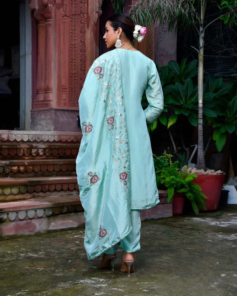 Women Tissue Silk emboidered suit set with solid pant & solid embroidered dupatta (Set of 5 Pc)