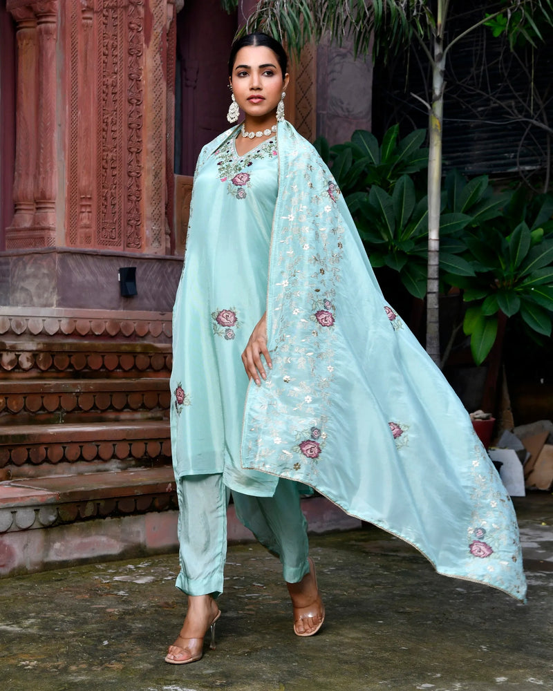 Women Tissue Silk emboidered suit set with solid pant & solid embroidered dupatta (Set of 5 Pc)