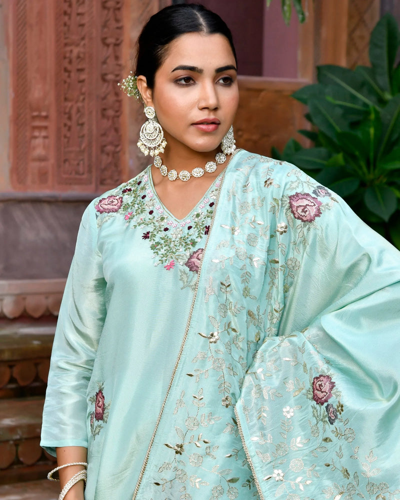 Women Tissue Silk emboidered suit set with solid pant & solid embroidered dupatta (Set of 5 Pc)
