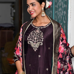 Women Silk Embroidered Pant Set & Digital Printed Dupatta (Set of 5 Pc)
