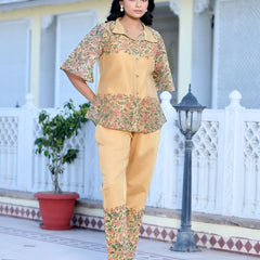 Women Cream Henna Linen Digital Printed Co-ord Set (Set of 5 Pc)