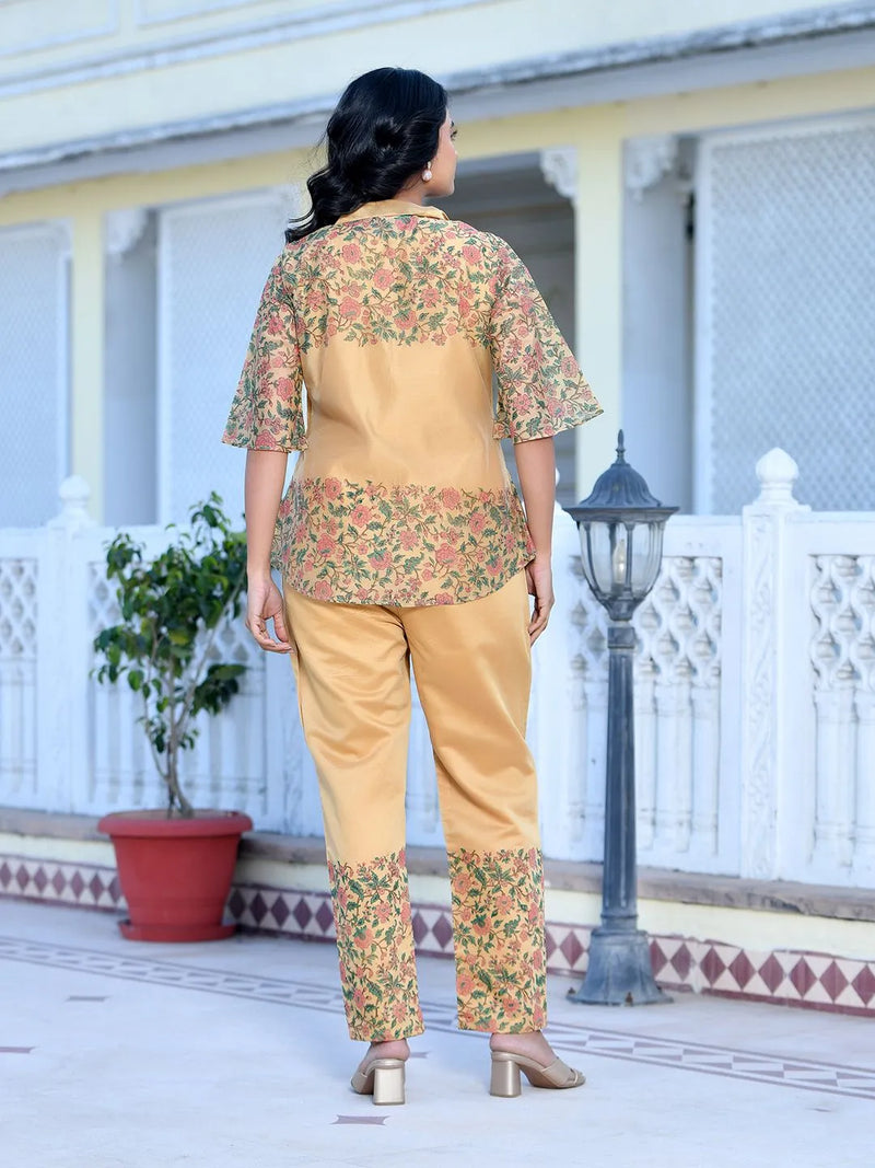 Women Cream Henna Linen Digital Printed Co-ord Set (Set of 5 Pc)