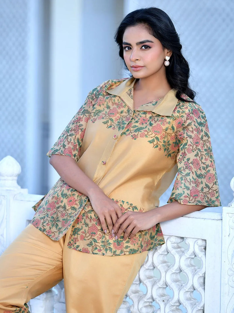 Women Cream Henna Linen Digital Printed Co-ord Set (Set of 5 Pc)