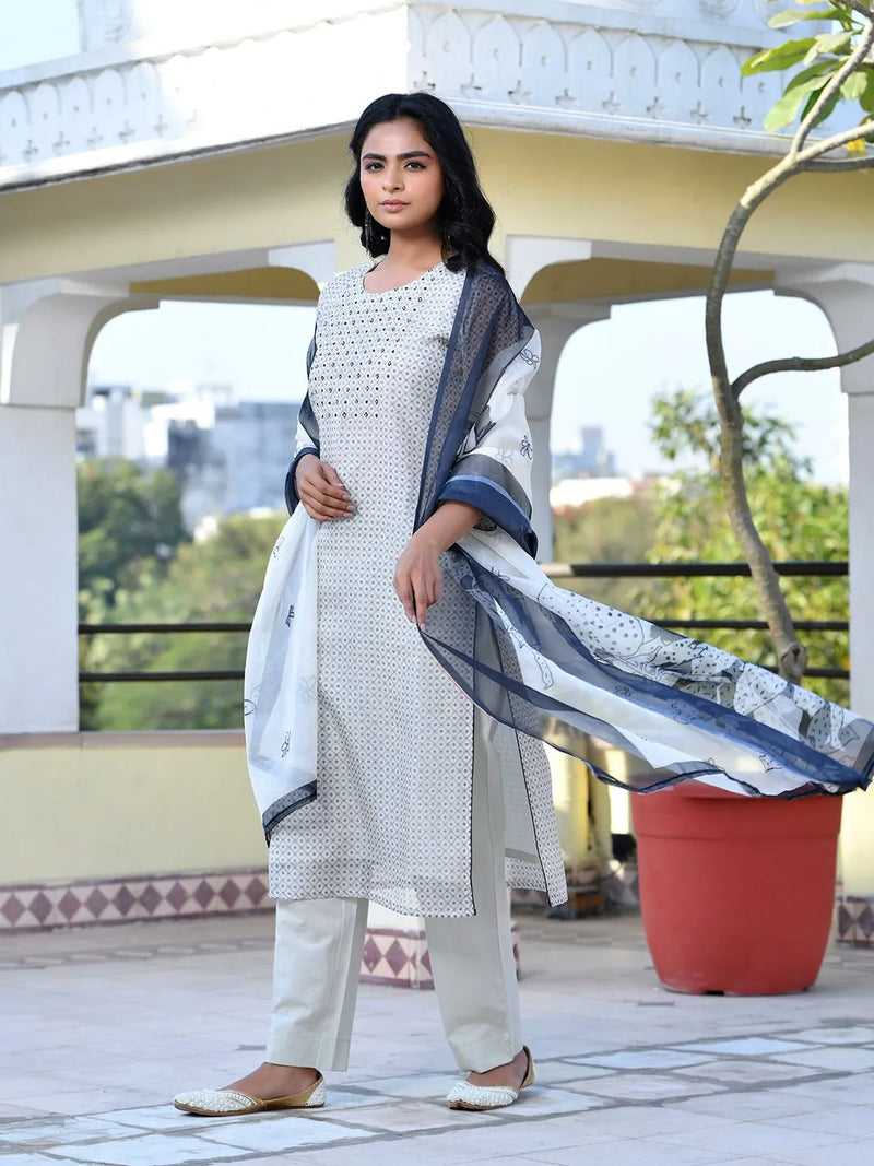 Women Grey Monotone Organza Digital Printed Suit Set (Set of 5 Pc)